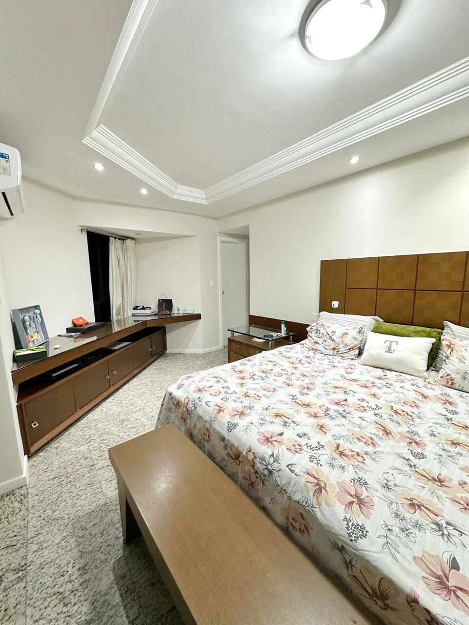 Apartamento à venda e aluguel com 4 quartos, 255m² - Foto 9